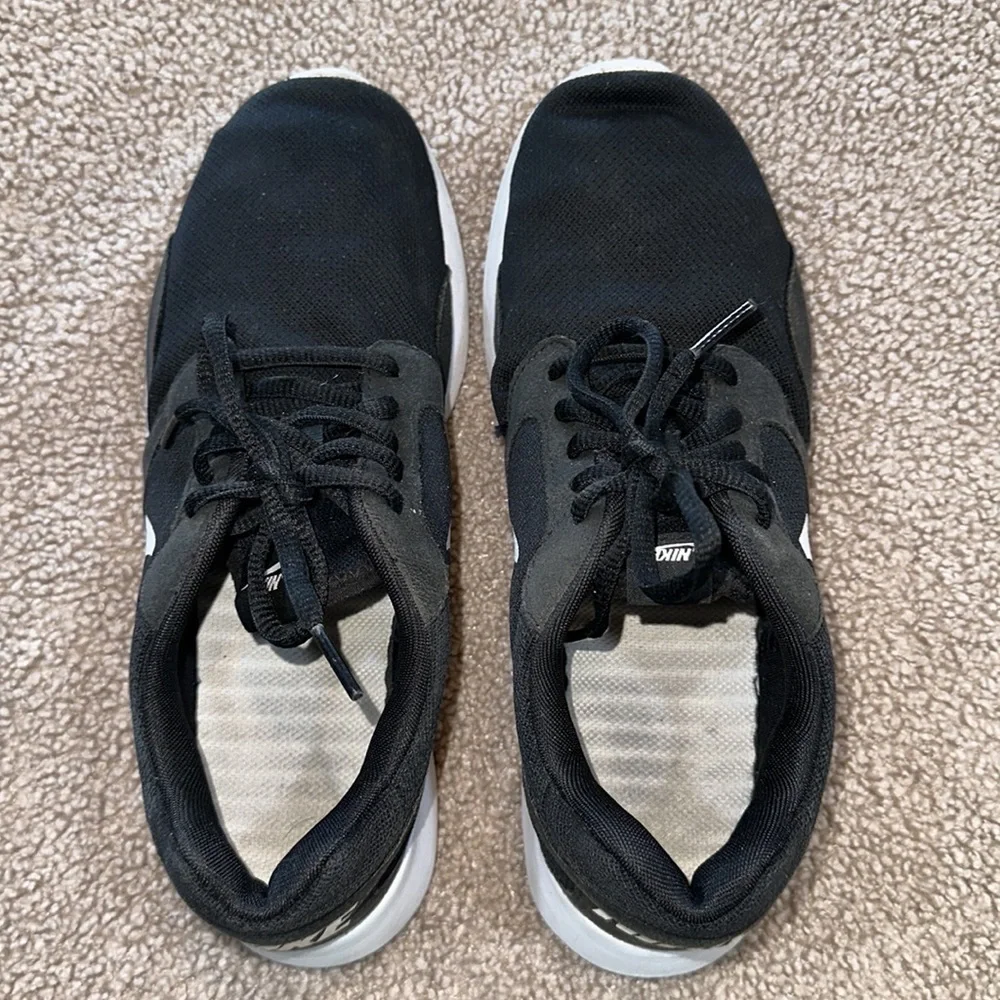 Nike Women’s Kaishi Running Shoes Black/White - Size 8